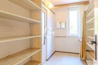 Looking for a spacious and bright apartment in a practical and quiet part of Otrokovice?