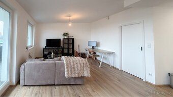 We offer for sale a modern apartment in the newly completed residential project Psárská, which…