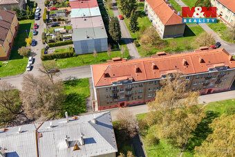 We offer for sale a bright apartment 2+1 converted to 3+kk with usable area of 77 m²…