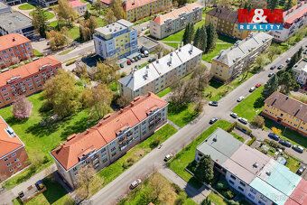 We offer for sale a bright apartment 2+1 converted to 3+kk with usable area of 77 m²…