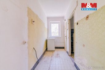 We offer for sale a bright apartment 2+1 converted to 3+kk with usable area of 77 m²…