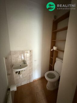 We offer for sale a family house in Opava-Kylešovice of size 4+1+attic conversion - immediately available.