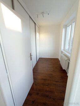 Nabízíme k pronájmu byt o dispozici 3+1 s balkónem a výměře 
