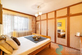 REALDOMUS Real Estate Agency will arrange the sale of space