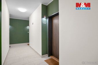 Nabízíme k podnájmu světlý byt 2kk o velikosti 54m² v ul. Ho