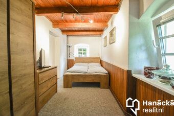Nabízíme Vám ke koupi útulný penzion nacházející se v malebn