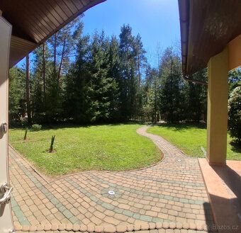 Sell beautiful architecturally interesting family house in forest,