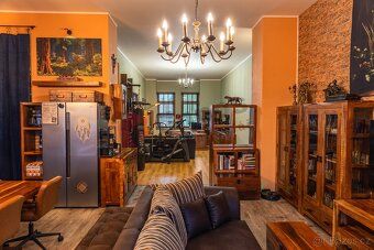 We offer you a unique opportunity to acquire a luxurious and spacious 2+kk apartment of 135 m²…