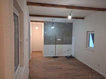 Sale of mobile home 9 × 3 m – insulated, customizable options available