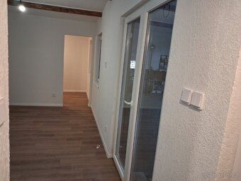 Sale of mobile home 9 × 3 m – insulated, customizable options available