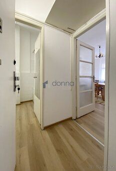 Nabízíme k pronájmu byt 1+kk, plocha 29m2, v přízemí cihlové