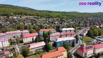 Nabízíme k prodeji byt 2+1 o výměře 60 m², situovaný v posle