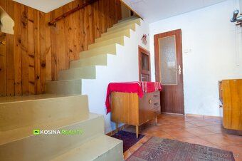 I am offering for sale an old agricultural homestead, it is about older family house built in…