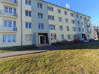 We offer for rent a spacious and bright apartment of 3+1 layout with