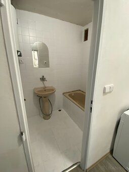We sell sunny apartment in Proseč on Rybenská street of area 70 sqm which has recently…
