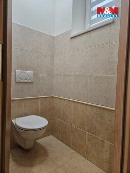 Pronájem krásného bytu 2+kk, 45 m² v cihlovém domě v klidné 