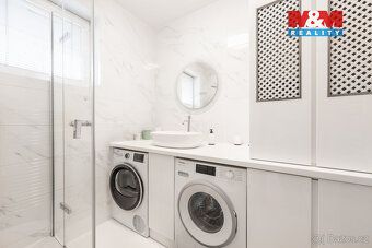 Nabízíme k prodeji samostatný rodinný dům v žádané, klidné č