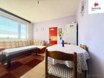 We offer for sale a 2+1 apartment unit on Slavíkova St.