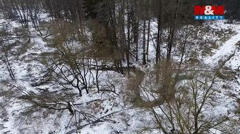 Nabízíme k prodeji soubor navazujících pozemků o celkové vým