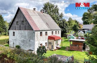 We offer for sale a spacious cottage in the picturesque part of Vejprty