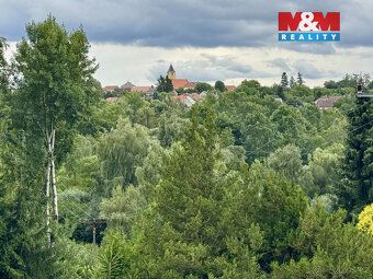 We offer for sale a unique building plot of 837 sqm in a quiet part of the village of Zbraslavice.