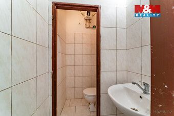 Rent attractive commercial space in the heart of M