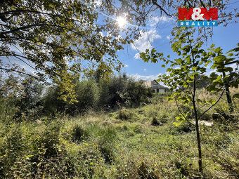 We offer for sale an attractive plot of land measuring 1645 m²,