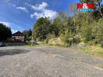 We offer for sale an attractive plot of land measuring 1645 m²,