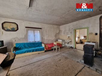 Nabízíme k prodeji jedinečnou zemědělskou usedlost v malebné