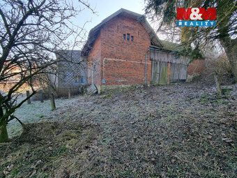 Nabízíme k prodeji jedinečnou zemědělskou usedlost v malebné