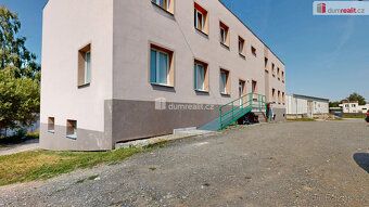 + služby 1.200,-Kč/měs. + kauce + provize RK, Ráda Vám zpros