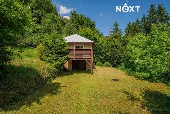 Romantic recreational cottage with land of 1594 m², Bozeňov - Dol