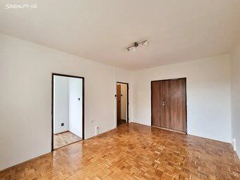 Nabízíme k pronájmu byt o dispozici 3+1 s lodžií. Součástí p