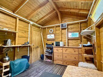 We offer for sale a wooden recreational cottage of approx. size 