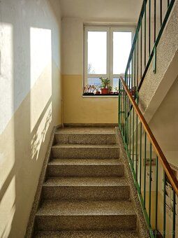 Nabízíme k prodeji byt 2+1 v osobním vlastnictví. Uherské Hr