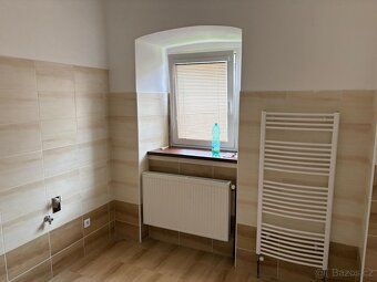 We offer for sale an accommodation facility in Bratrušov.