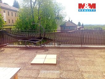 Pronájem prostorného slunného bytu 3+1 o užitné ploše 125 m²