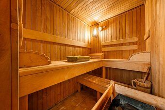 NEW PRICE!!! We offer you a beautiful and exceptional cottage with already installed utilities…