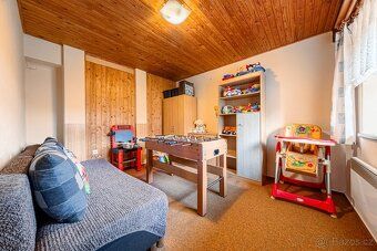 NEW PRICE !!! We offer you a beautiful and exceptional family house with