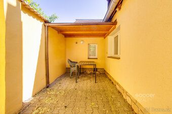 Zprostředkujeme vám k pronájmu přízemní domek o dispozici 2+