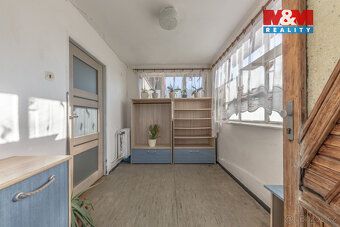 Nabízíme k prodeji samostatně stojící rodinný dům situovaný 