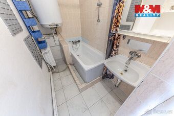 Nabízíme k prodeji samostatně stojící rodinný dům situovaný 