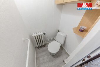 Nabízíme k prodeji samostatně stojící rodinný dům situovaný 