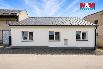 Ve výhradním zastoupení majitele nabízíme k prodeji rodinný 