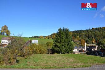 Pozemek pro výstavbu rodinného domu nebo rekreaci. Prodej po