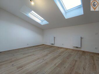Cozy and bright 2+1 apartment of 54 m² in Žacléř offers pleasant living with an atmosphere…