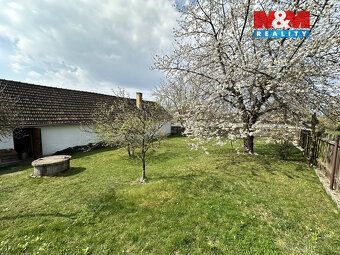 Nabízíme vám chalupu 2+1 s užitnou plochou 65 m² na pozemku 