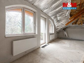 Prodej rozestavěného rodinného domu s plánovanou dispozicí 8