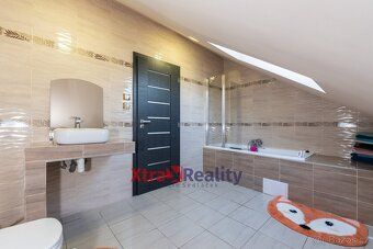 Ref. No. 00083 I am offering for sale a terraced family house in Teplice