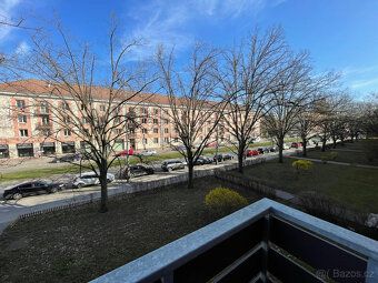 V zastoupení majitele nabízíme k dlouhodobému pronájmu prost